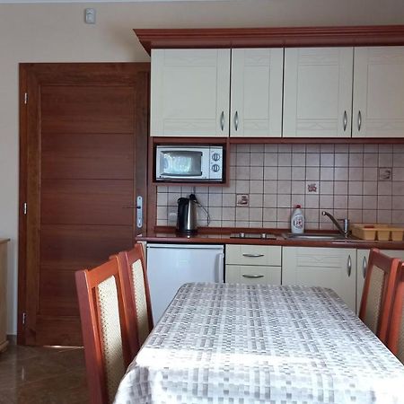 Nefelejcs Fagyizo Es Apartmanhaz Kistolmacs Exteriér fotografie